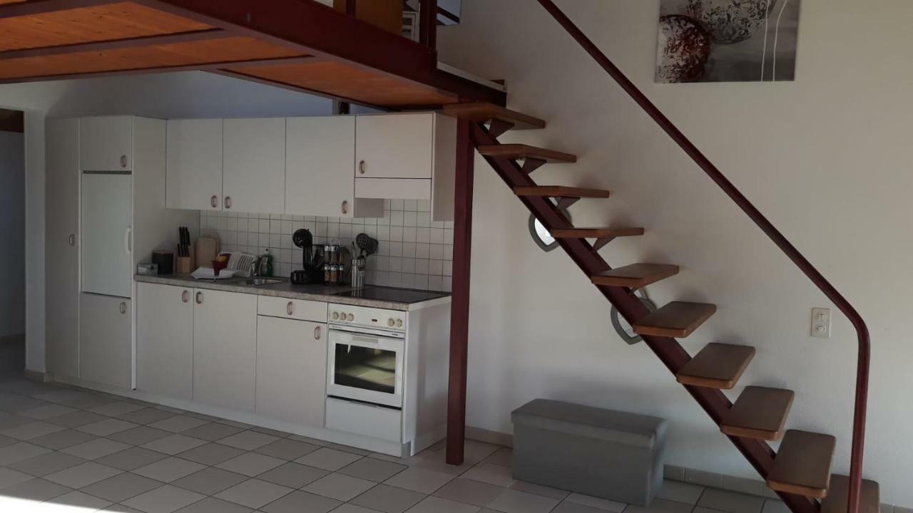 Holidays Homes Il Folletto Quartino Exterior photo